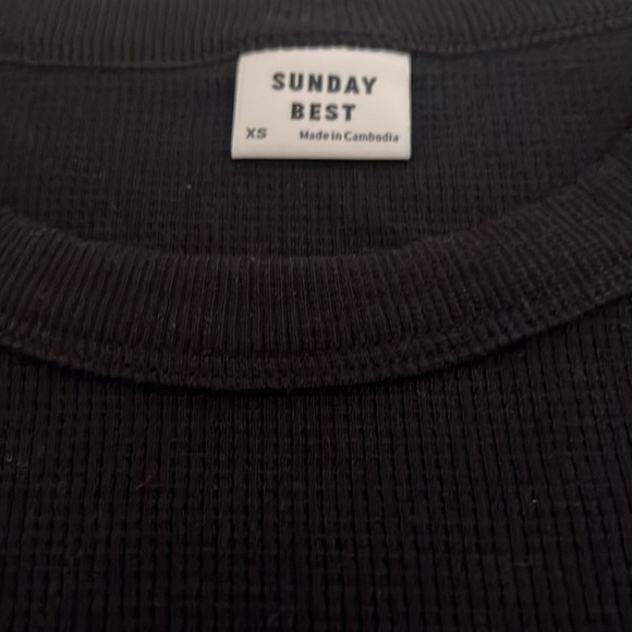Sunday Best Aritzia Waffle Black Longsleeve - Picture 2 of 2
